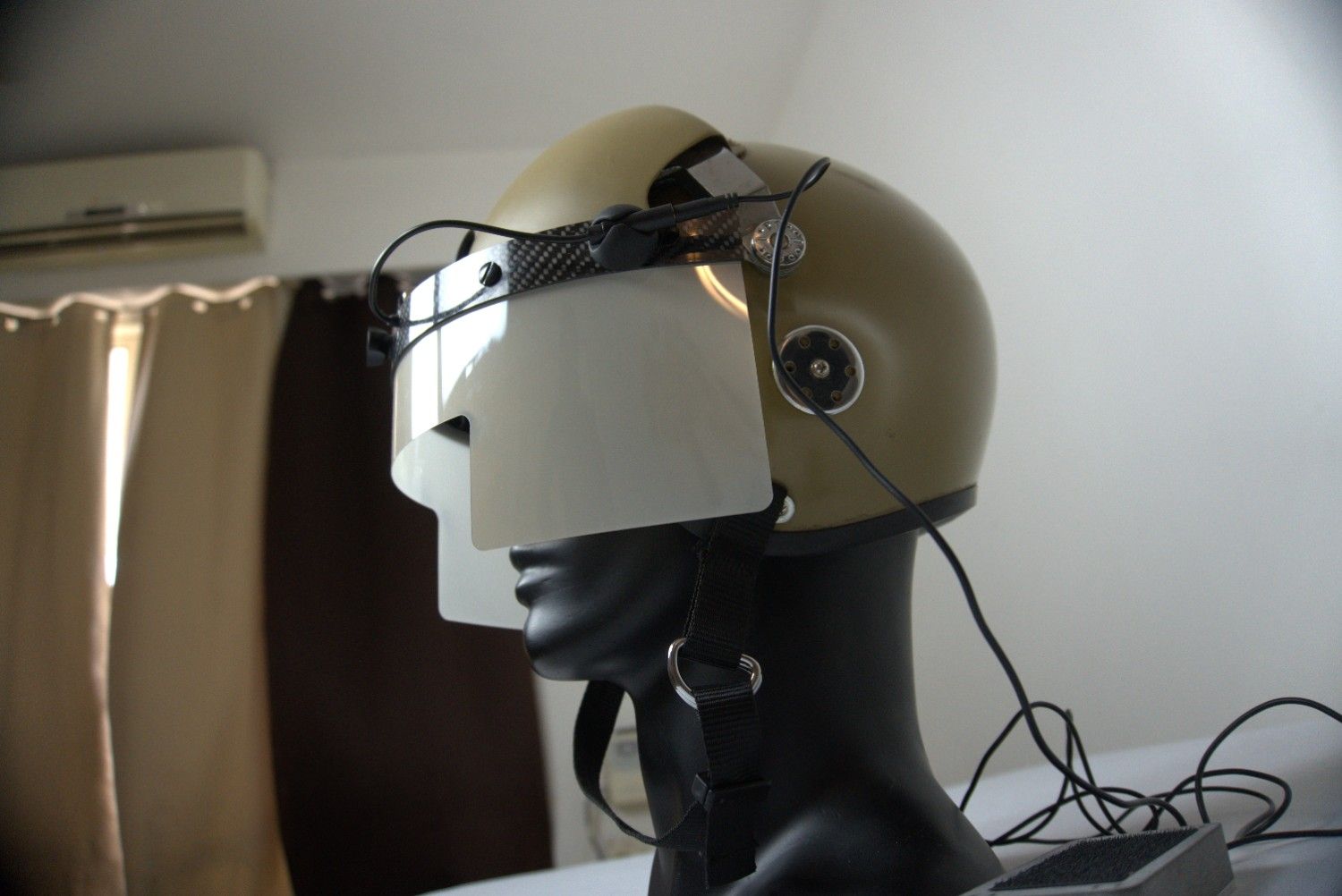 ICARUS Smart View Limiting Device